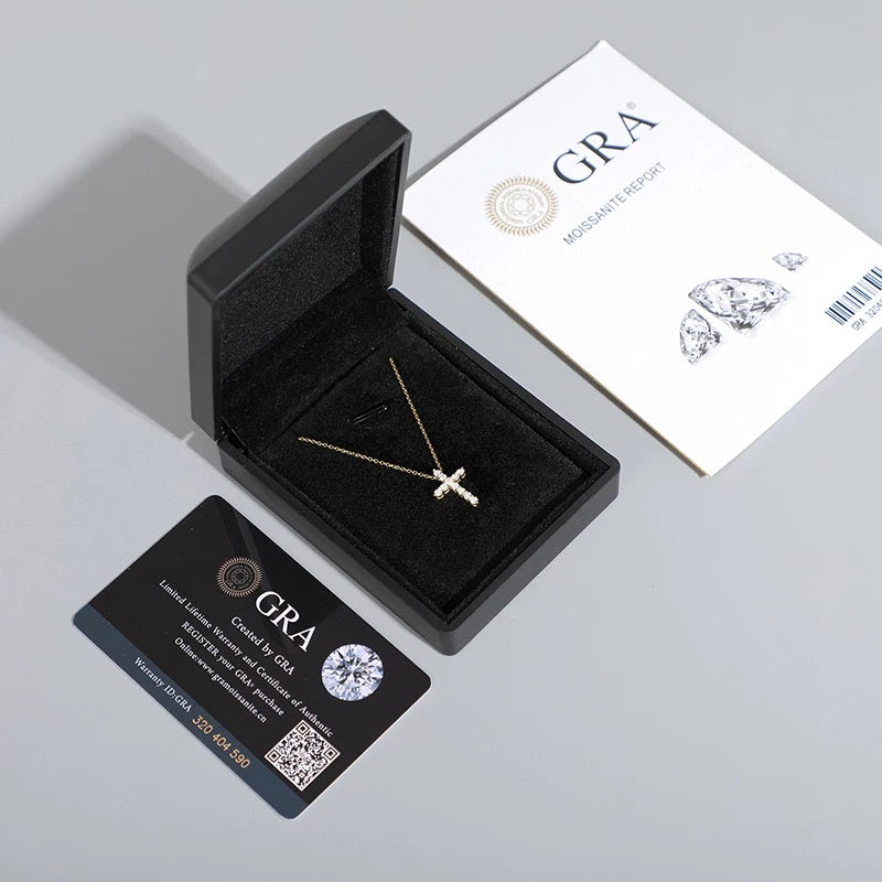 Zilveren Moissanite Dames Kruis Ketting