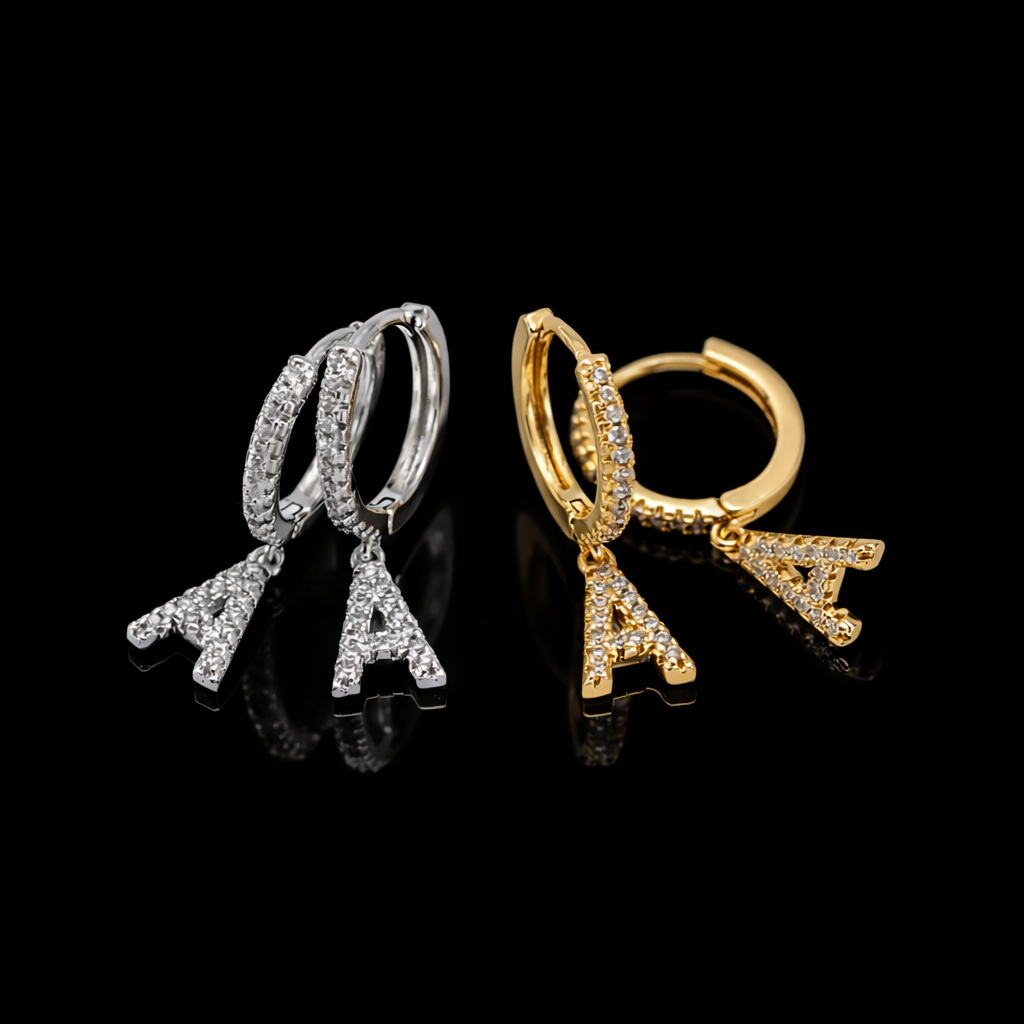 Boucles d'Oreilles Lettre Glacée Plaqué Or