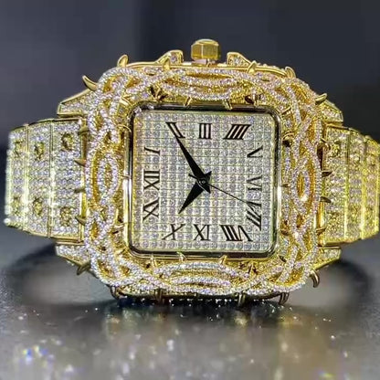 King Thorne 42mm – Fully Iced Goud Verguld Horloge